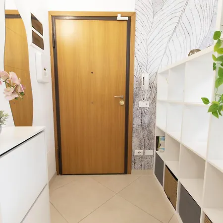We - Larga32 House Appartamento *