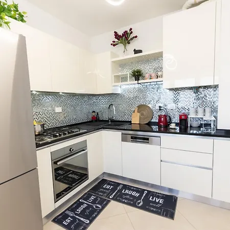 Appartamento We - Larga32 House *